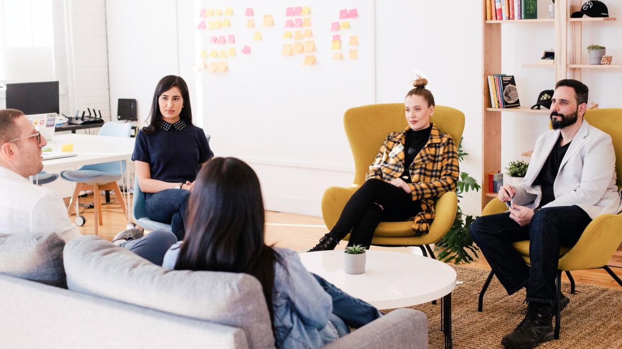 COT data analysis and institutional positioning